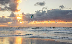 Kitesurfers.