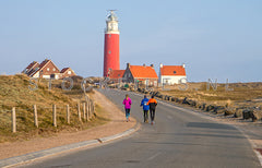 Hardlopen richting de vuurtoren.