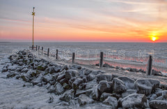 Kruiend ijs op de Waddenzee.