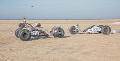 Kitebuggy's op het strand.