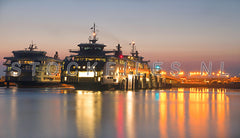 Teso Schepen in de haven op Texel.